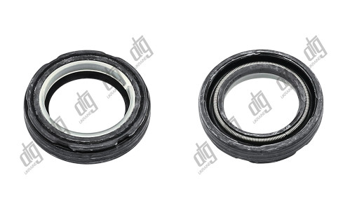 Сальник 24*36,3*8 (7V2)