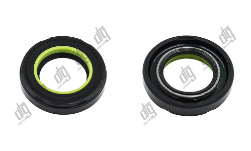 Сальник 24*40,2*8 (7V2)