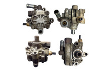 Насос ГПК Toyota Avensis I T210/220 1997-/ Avensis II T250 2003-/ Avensis Verso 2001-/ Camry (XV30) 2002-/ Camry (XV40) 2006-/ RAV 4 II (XA20) 2000-